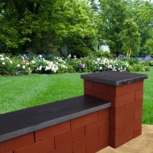 Garden-&-Wall-with-black-coping-&-pier-caps-